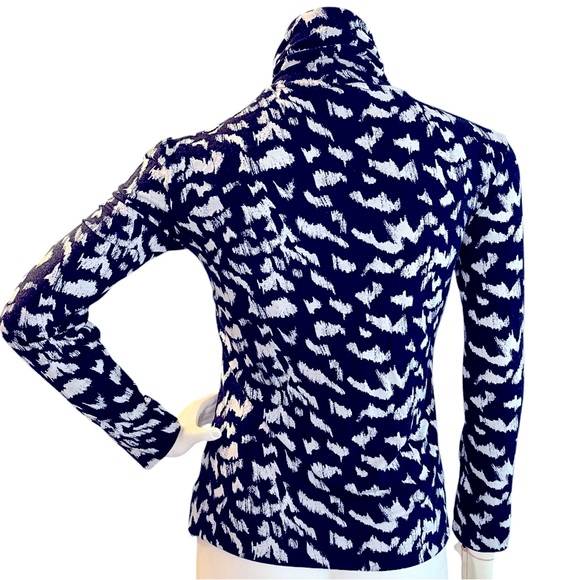 Boss Navy White Patterned Printed Knit Long Sleeved Stretch Turtleneck Corpcore - Picture 3 of 6